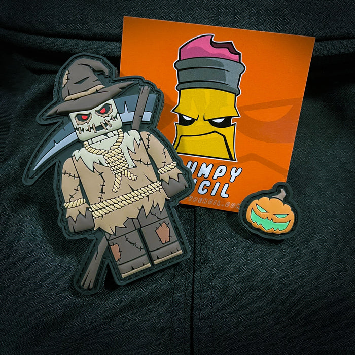 Grumpy Scare Crow Brick Fig Pvc Patch Set